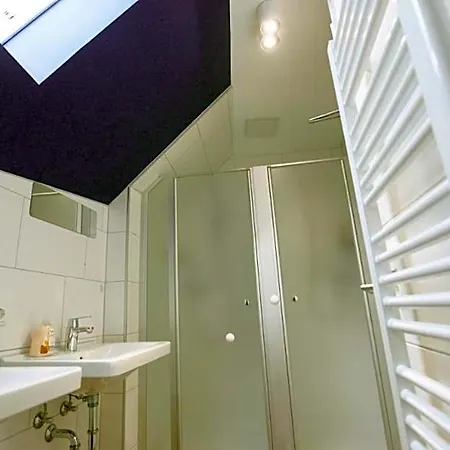 Old Kings Design Hostel